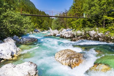 Soca nehrinde halat Köprüsü, Triglavski Milli Parkı, Sloveni