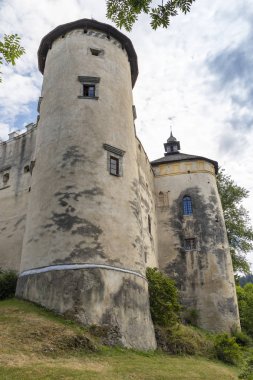 Pieniny, Polonya'da Niedzica kalesi