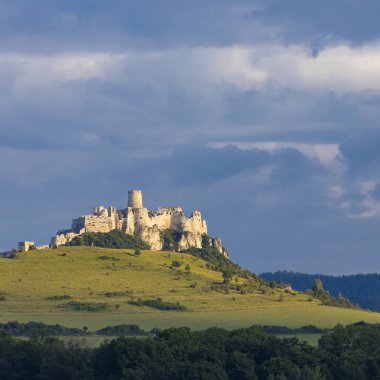 Slovakya 'daki Spis Kalesi Yıkıldı