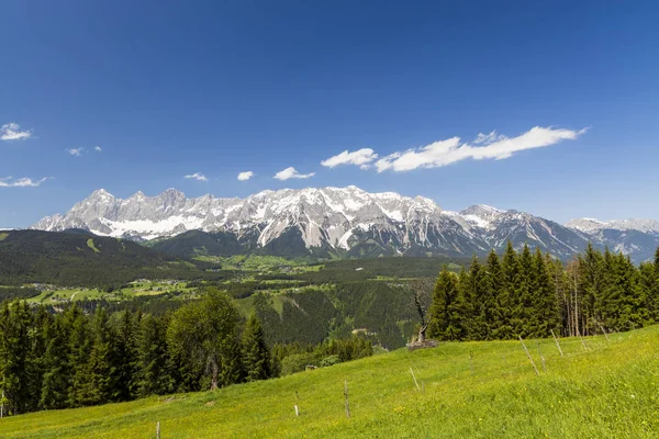 Dachstein dan pemandangan dekat Schladming, Austria — Stok Foto