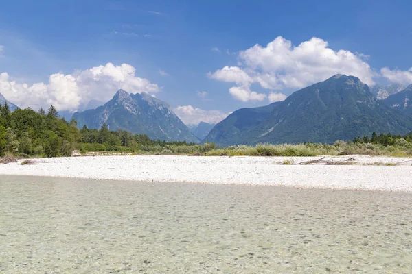 Río Soca en el Parque Nacional Triglav en Eslovenia —  Fotos de Stock