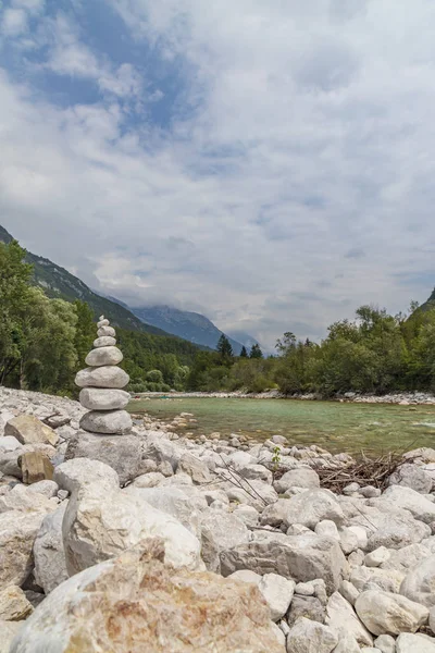 River SOCA κοντά σε Bovec, Σλοβενία — Φωτογραφία Αρχείου