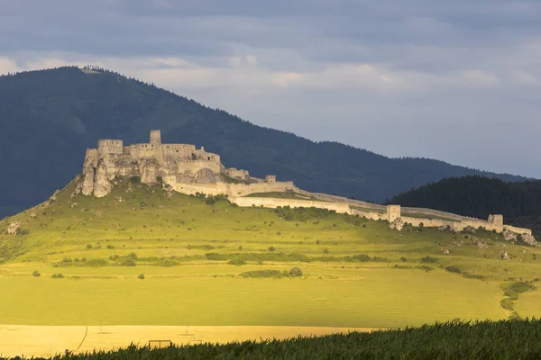 Ruin of Spissky Castle in Slovakia — Stock Photo, Image