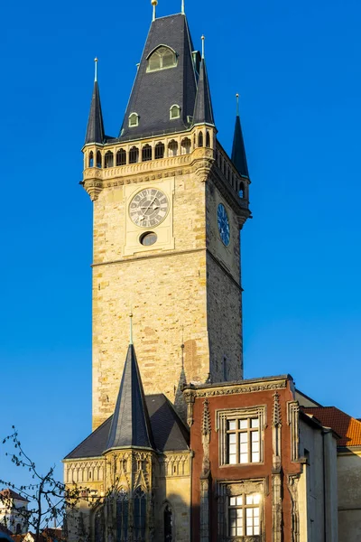 Ратушная башня на Староместской площади, Огюст, Чехия — стоковое фото