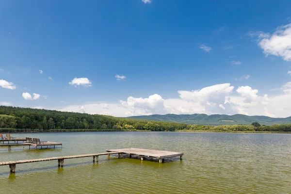 Molo Sul Laghetto Jenoi Ungheria — Foto Stock