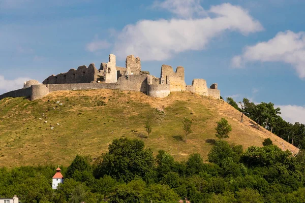 Burgruinen Der Nähe Von Senica Slowakei — Stockfoto