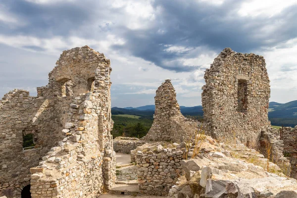 Ruiny Zamku Hrusov Powiat Zlate Moravce Region Nitra Słowacja — Zdjęcie stockowe