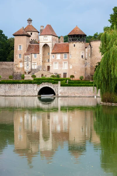 Burgundy Fransa Daki Sercy Kalesi — Stok fotoğraf