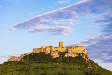 Slovakya 'daki Spis Kalesi Yıkıldı