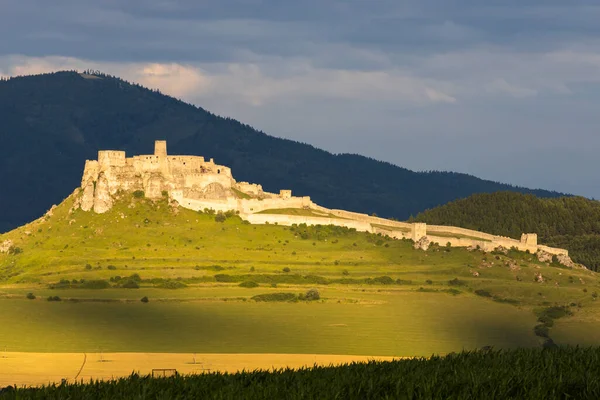 Ruina Castelului Spissky Din Slovacia — Fotografie, imagine de stoc