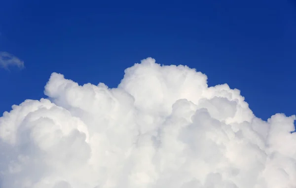 Nuvens Brancas Céu Azul — Fotografia de Stock