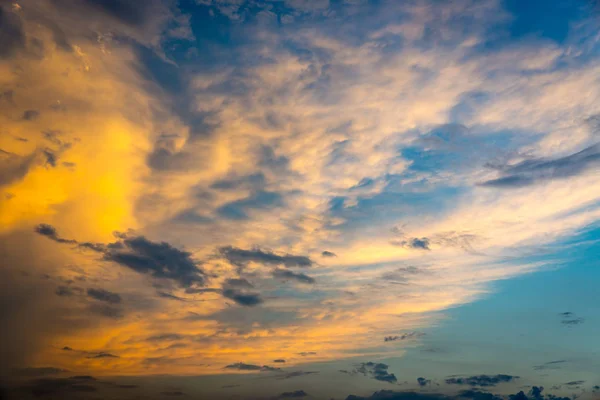 Nuvens Noturnas Céu Após Pôr Sol — Fotografia de Stock