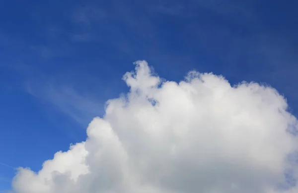 Abstrakte Weiße Wolken Blauen Himmel — Stockfoto