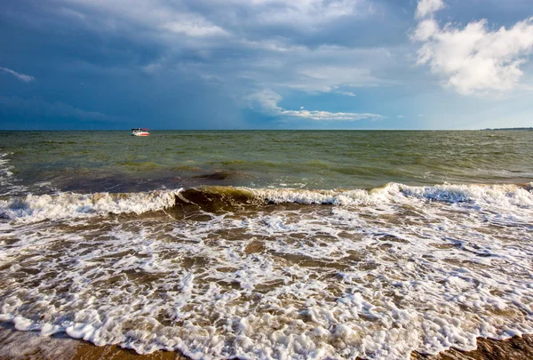 Σκηνή Καταιγίδα Πάνω Από Θάλασσα — Φωτογραφία Αρχείου