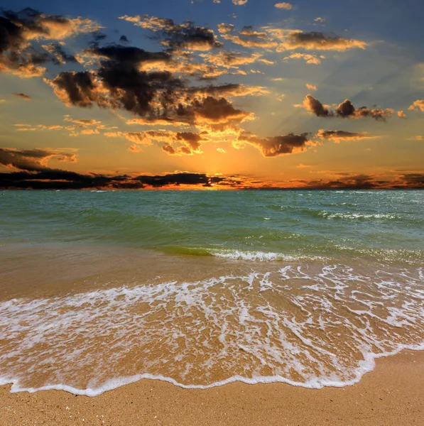 美丽的落日海景 — 图库照片