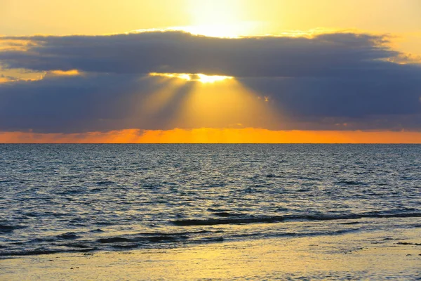 Zonsondergang over de Oceaan — Stockfoto