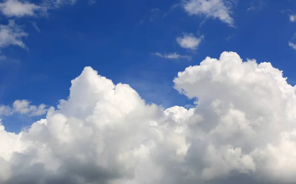 Abstract Mooie Witte Wolken Blauwe Lucht — Stockfoto