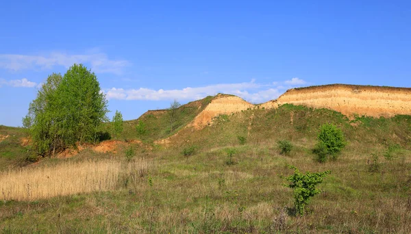 Wide View Landscape Cliff Clay Green Field — Stock Photo, Image