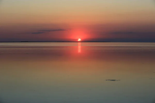 Vacker Solnedgång Landskap Över Havet — Stockfoto