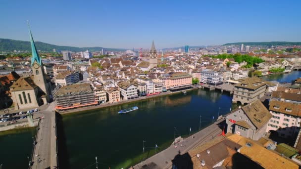Aerial panorama av historiska centrum av Zürich — Stockvideo