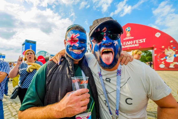 Futbol taraftarları takım Hırvatistan ve Türkiye arasındaki maç günü şehrin sokaklarında destek