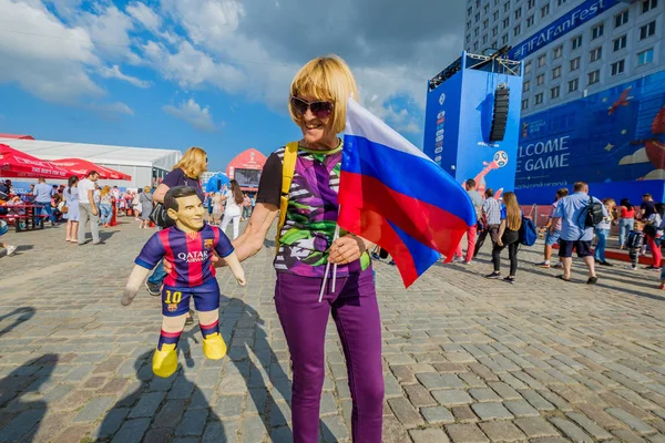 Futbol taraftarları takım Hırvatistan ve Türkiye arasındaki maç günü şehrin sokaklarında destek