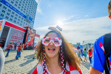 Futbol taraftarları takım Hırvatistan ve Türkiye arasındaki maç günü şehrin sokaklarında destek