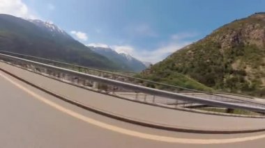 İsviçre dağ araba