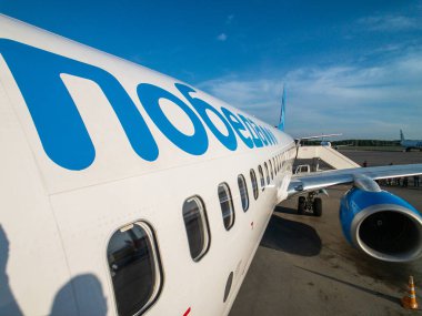 Vnukovo havaalanına gün zaman kalktıktan önce uçak bütçe Rus hava yolları Pobeda