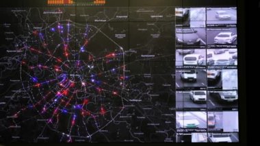 Etkileşimli harita merkezi izleme trafik istatistikleri gösterir