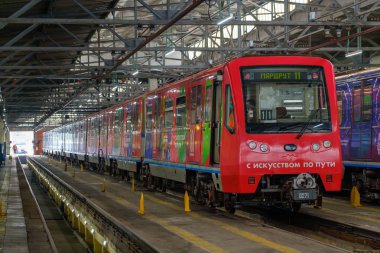 Metro metro istasyonu Krasnaya Presnya 'nın içi