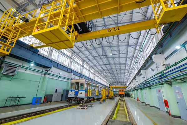 Metro metro istasyonu Krasnaya Presnya 'nın içi