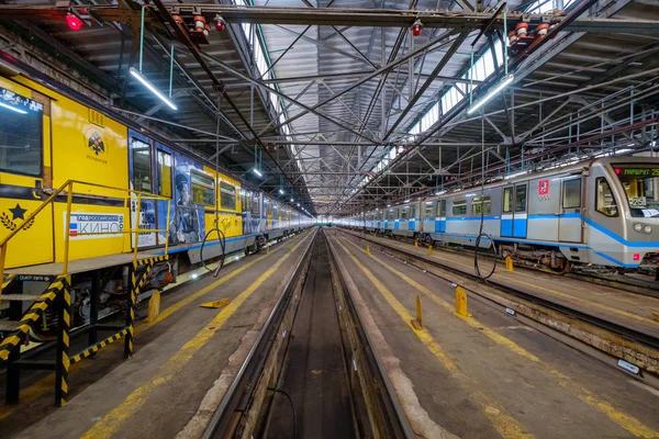 Tunnelbanetåg depå Krasnaya presnya interiör — Stockfoto