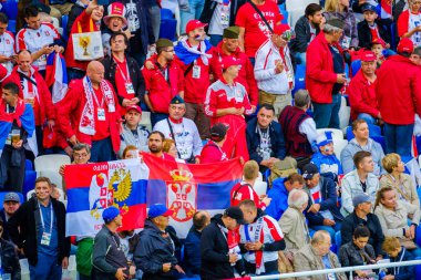 Sırbistan ve İsviçre maçı takım futbol taraftarları destek