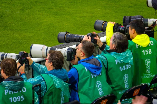 Football photographers on the match between Serbia and Switzerland — Stock Photo, Image