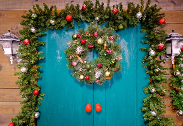 Oyuncaklar ile Noel süs