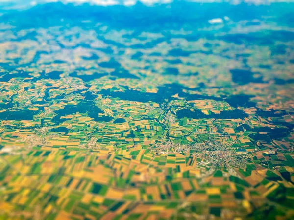 Vista aérea superior del campo en Suiza — Foto de Stock