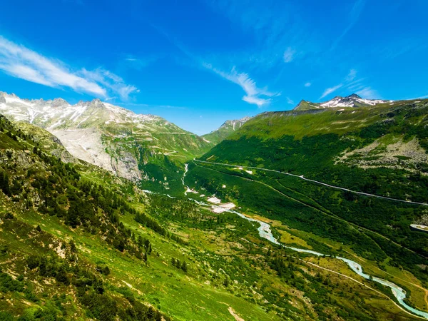 Nyári táj Svájc hegyvidéki jellegű — Stock Fotó