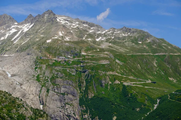 Sommarlandskap av Schweiz fjällnaturen — Stockfoto