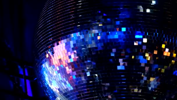 Disco mirror ball at the night club — Stock Video