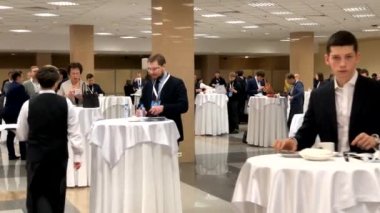 Kahve molası, zaman atlamalı iş Konferansı ziyaretçi