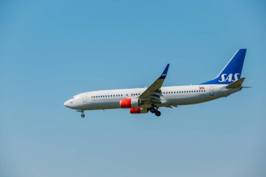 İskandinav Sas havayolları uçak iniş gün zaman Zürih Uluslararası Havaalanı için hazırlanıyor