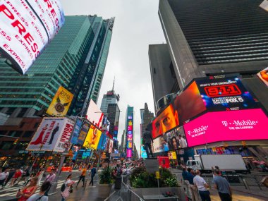 New York, ABD - 6 Eylül 2018: Time Square gün zaman cityscape
