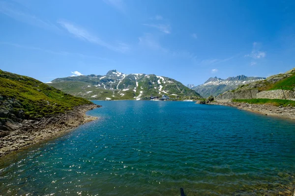 Paisagem de verão da Suíça natureza em Grimsel pass — Fotografia de Stock