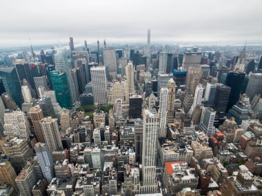 Empire state Binası dan Manhattan gökdelen havadan görünümü