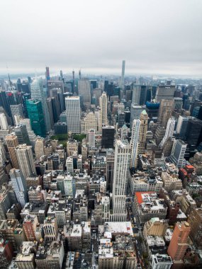 Empire state Binası dan Manhattan gökdelen havadan görünümü