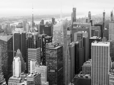 Empire state Binası dan Manhattan gökdelen havadan görünümü