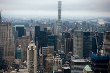 Empire state Binası dan Manhattan gökdelen havadan görünümü