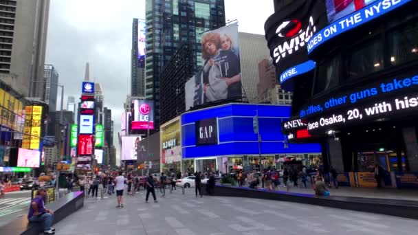 Hora Plaza hora del día paisaje urbano — Vídeo de stock