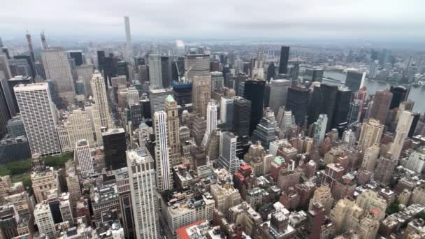 Vista aérea dos arranha-céus de Manhattan — Vídeo de Stock